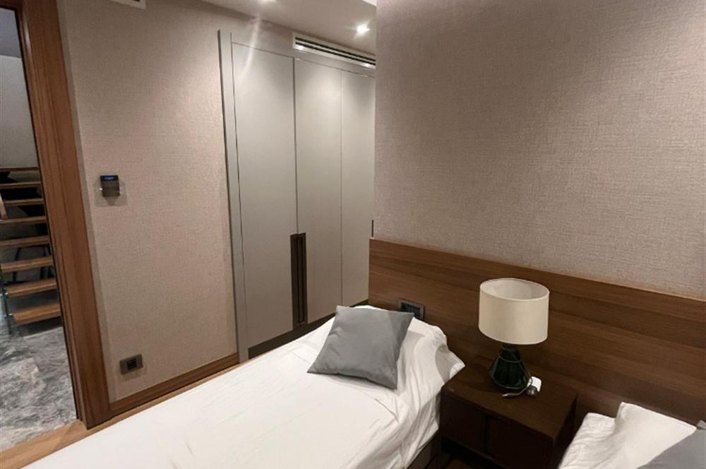 Bodrum Asarlık'ta Denize Sıfır, Markalı Bir Yaşam / 3+1 Dubleks