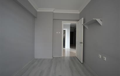C21 Cius; Kökçam Sitesi'nde Deniz Manzaralı Ara Kat 3+1 Kiralık