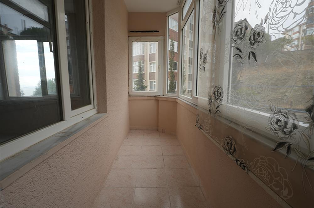 C21 Cius; Kökçam Sitesi'nde Deniz Manzaralı Ara Kat 3+1 Kiralık