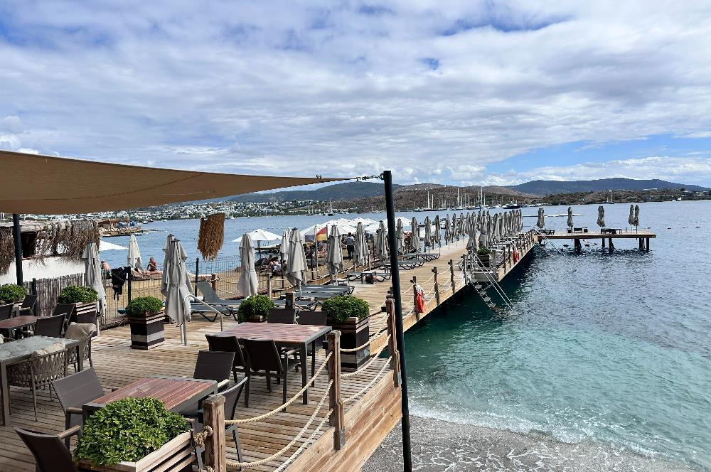 Bodrum Asarlık'ta Denize Sıfır, Markalı Bir Yaşam / 3+1 Dubleks
