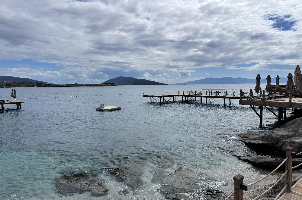 Bodrum Asarlık'ta Denize Sıfır, Markalı Bir Yaşam / 3+1 Dubleks