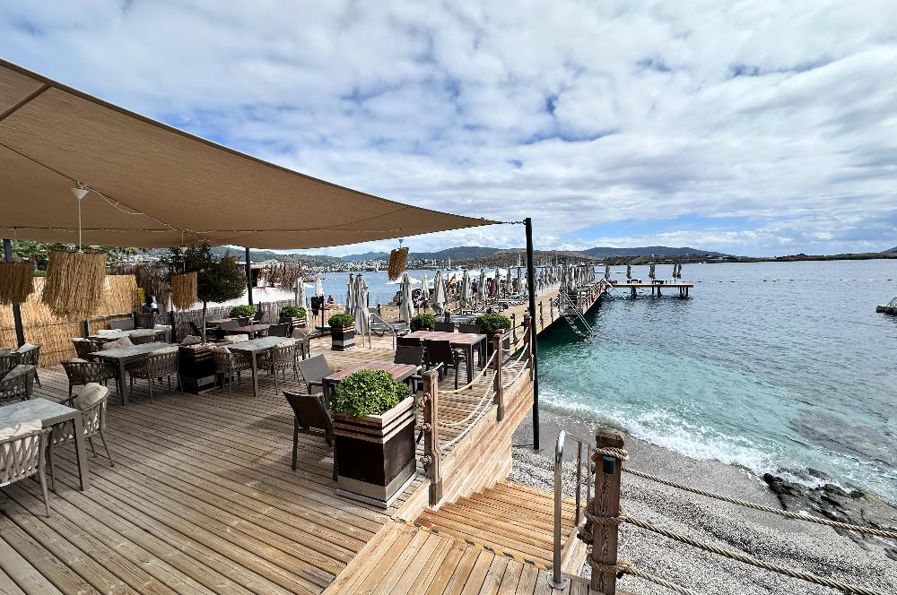Bodrum Asarlık'ta Denize Sıfır, Markalı Bir Yaşam / 3+1 Dubleks