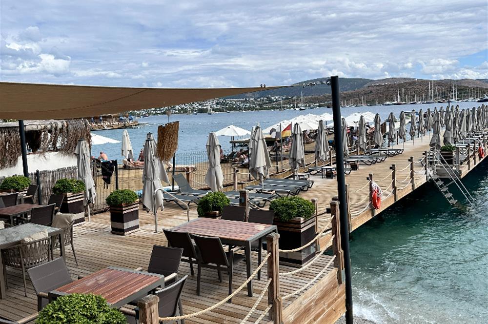 Bodrum Asarlık'ta Denize Sıfır, Markalı Bir Yaşam / 3+1 Dubleks