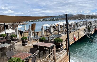 Bodrum Asarlık'ta Denize Sıfır, Markalı Bir Yaşam / 3+1 Dubleks