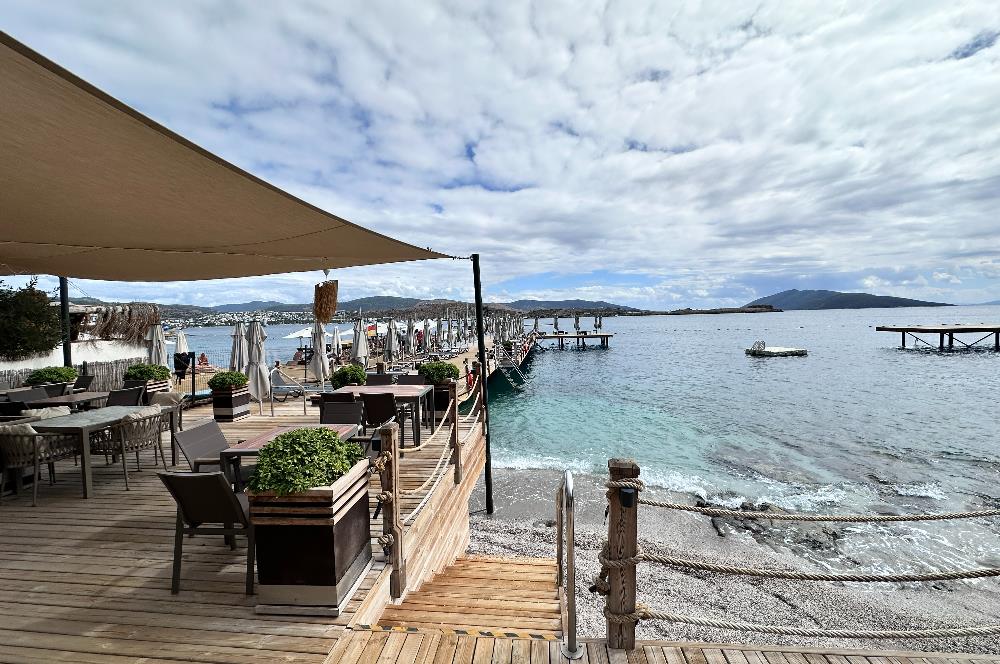 Bodrum Asarlık'ta Denize Sıfır, Markalı Bir Yaşam / 3+1 Dubleks