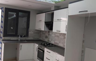 Balçova Çetin Emeç ‘te Körfez ve Dağ Manzaralı Lüks Triplex Villa