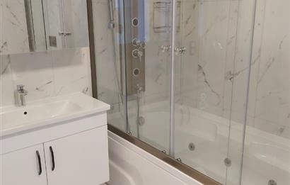 Balçova Çetin Emeç ‘te Körfez ve Dağ Manzaralı Lüks Triplex Villa