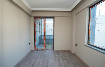C21 Cius; Havuz ve Bahçeli Site İçerisinde Deniz Manzaralı Daire
