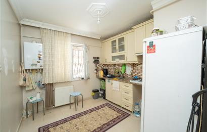 C21 Cius; Kapalı Pazar Civarı 2+1 Satılık Köşe Daire