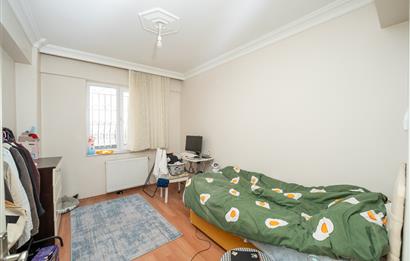 C21 Cius; Kapalı Pazar Civarı 2+1 Satılık Köşe Daire