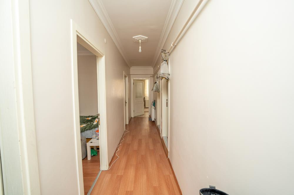 C21 Cius; Kapalı Pazar Civarı 2+1 Satılık Köşe Daire