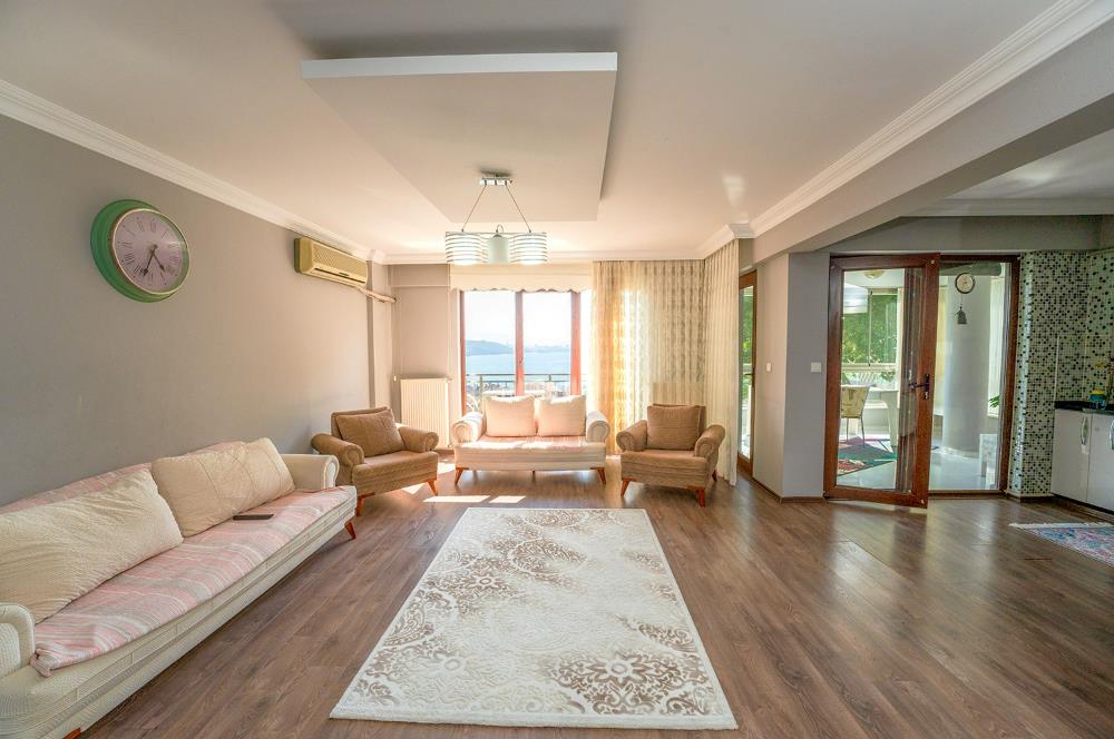 C21 Cius; Çukur Bahçe'de 3+1 Deniz Manzaralı Daire