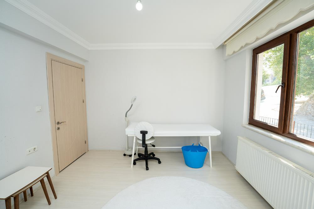 C21 Cius; Çukur Bahçe'de 3+1 Deniz Manzaralı Daire