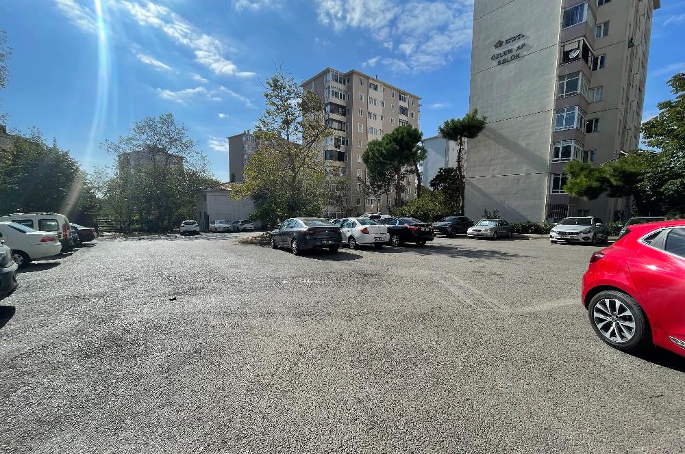 UĞURMUMCU’DA SİTE İÇERİSİNDE 2+1 7.KAT ORMAN MANZARALI DAİRE