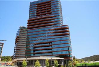 Vadistanbul Kiralık Ofis 100m2 Taşınmaya Hazır Skyland Seba