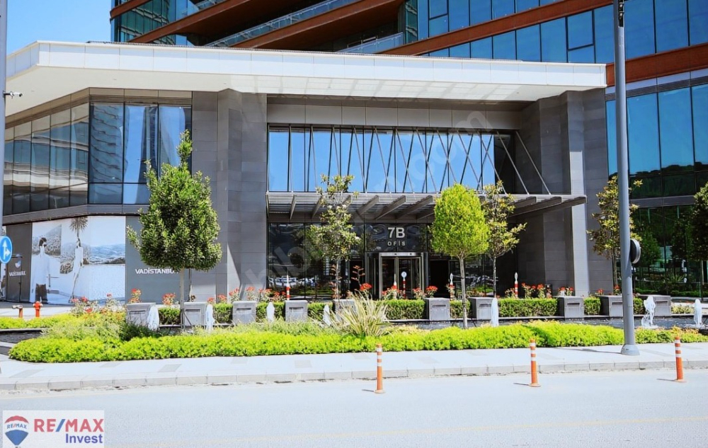 Vadistanbul Kiralık Ofis 450m2 Teraslı Orman Cephe Skyland Seba