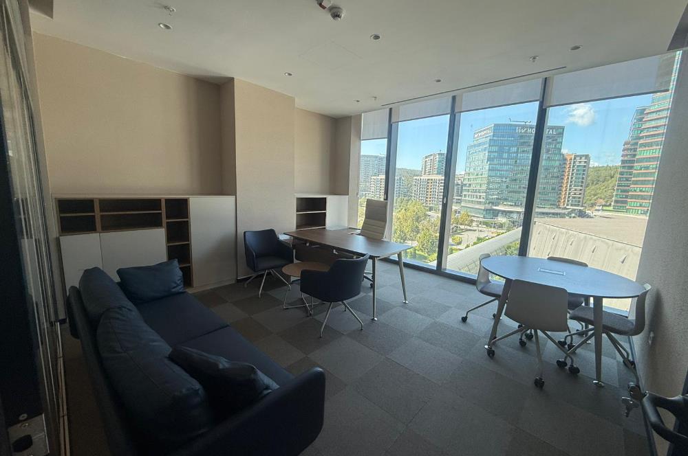 Vadistanbul Kiralık Ofis 991m2+100m2 Teraslı Eşyalı Ofis Skyland