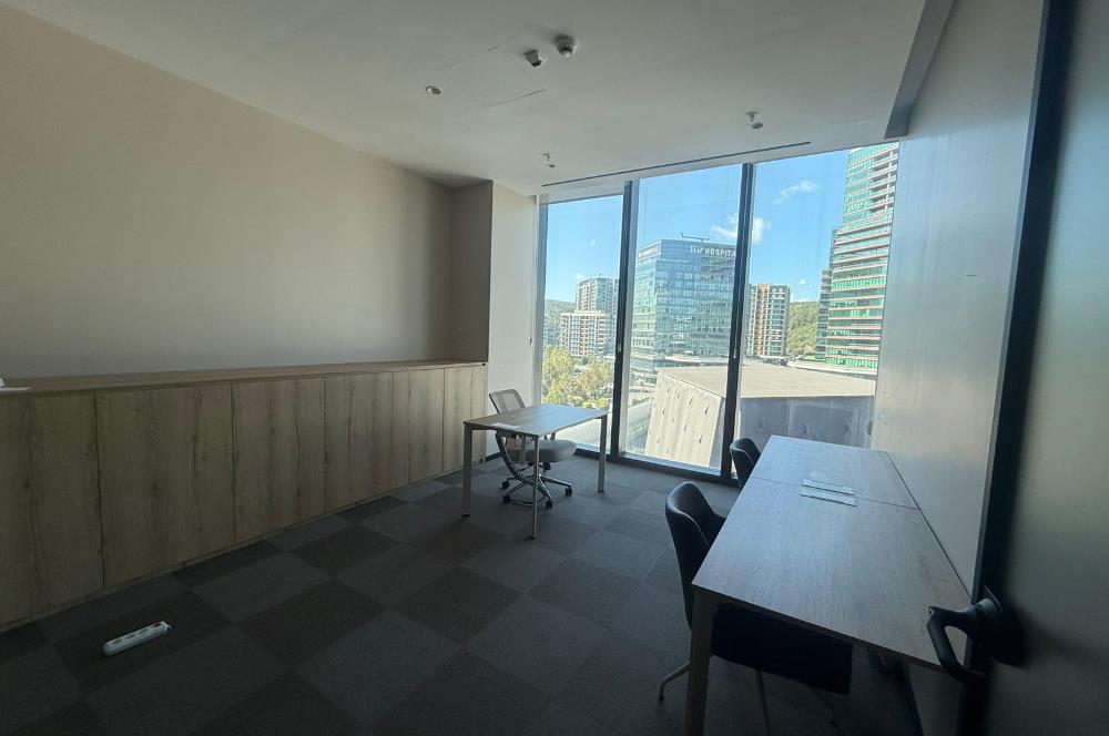 Vadistanbul Kiralık Ofis 991m2+100m2 Teraslı Eşyalı Ofis Skyland