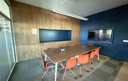 Vadistanbul Kiralık Ofis 991m2+100m2 Teraslı Eşyalı Ofis Skyland
