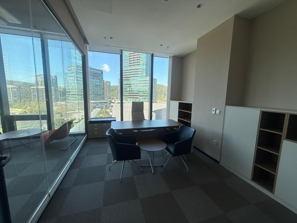 Vadistanbul Kiralık Ofis 991m2+100m2 Teraslı Eşyalı Ofis Skyland