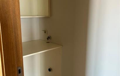 KRİSTALŞEHİR METROBÜSE KOMŞU 3+1 GENİŞ SATILIK DAİRE