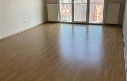 KRİSTALŞEHİR METROBÜSE KOMŞU 3+1 GENİŞ SATILIK DAİRE