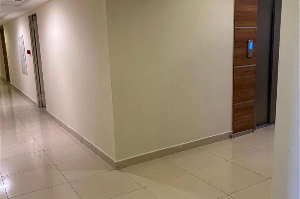 KRİSTALŞEHİR METROBÜSE KOMŞU 3+1 GENİŞ SATILIK DAİRE
