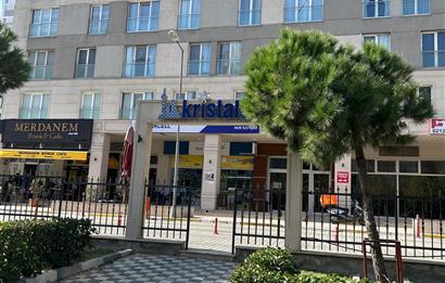 KRİSTALŞEHİR METROBÜSE KOMŞU 3+1 GENİŞ SATILIK DAİRE