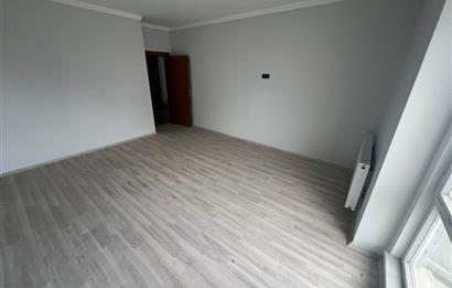 ŞEHRİNAZ KONUTLARIN DA KİRALIK OFİS