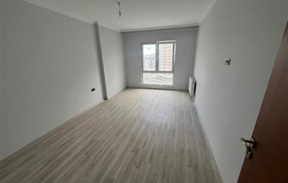 ŞEHRİNAZ KONUTLARIN DA KİRALIK OFİS
