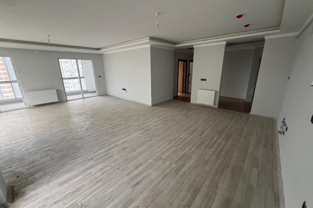 ŞEHRİNAZ KONUTLARIN DA KİRALIK OFİS