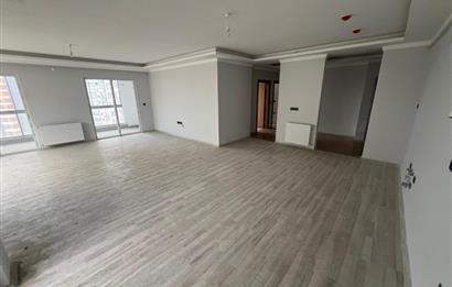 ŞEHRİNAZ KONUTLARIN DA KİRALIK OFİS