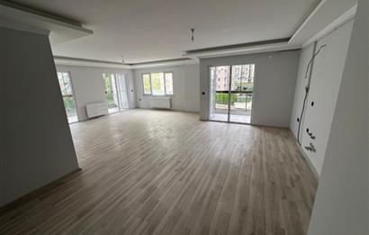 ŞEHRİNAZ KONUTLARIN DA KİRALIK OFİS