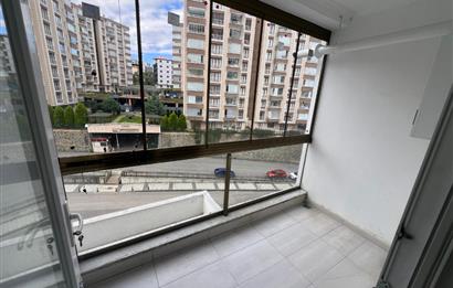 KAŞÜSTÜ MERKEZ DE ŞAHRİNAZ KONUTLARIN DA SATILIK OFİS