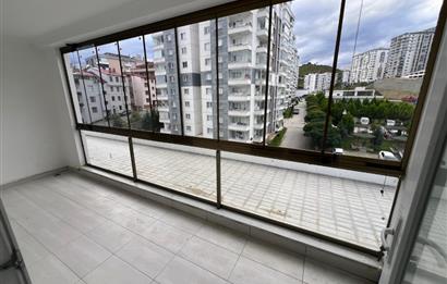 ŞEHRİNAZ KONUTLARIN DA KİRALIK OFİS