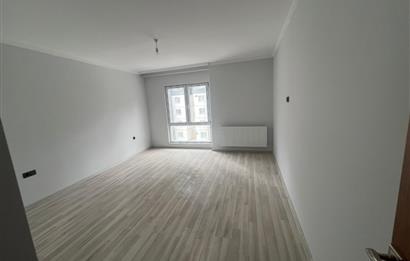 KAŞÜSTÜ MERKEZ DE ŞAHRİNAZ KONUTLARIN DA SATILIK OFİS