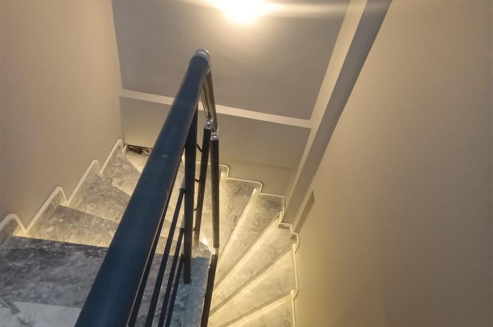 Bandırma 600 Evlerde Lüks 3+1 Dubleks Satılık Daire