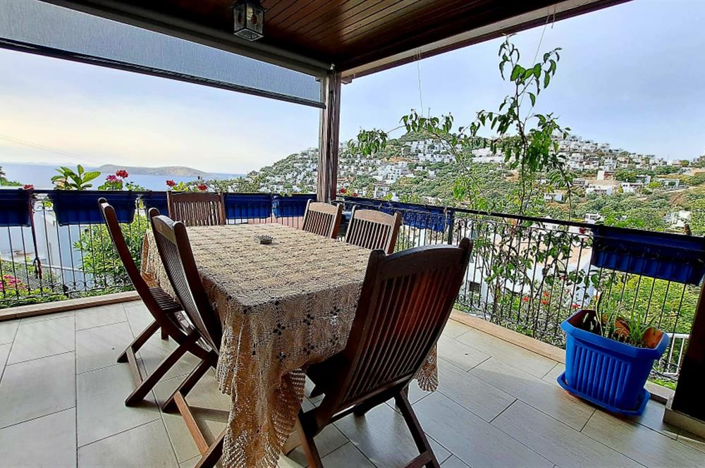 BODRUM GÜMÜŞLÜK GÜMSAN 1 SİTESİNDE YATIRIMLIK ÖZEL PLAJLI SU ARITMALI YAZLIK KIŞLIK  