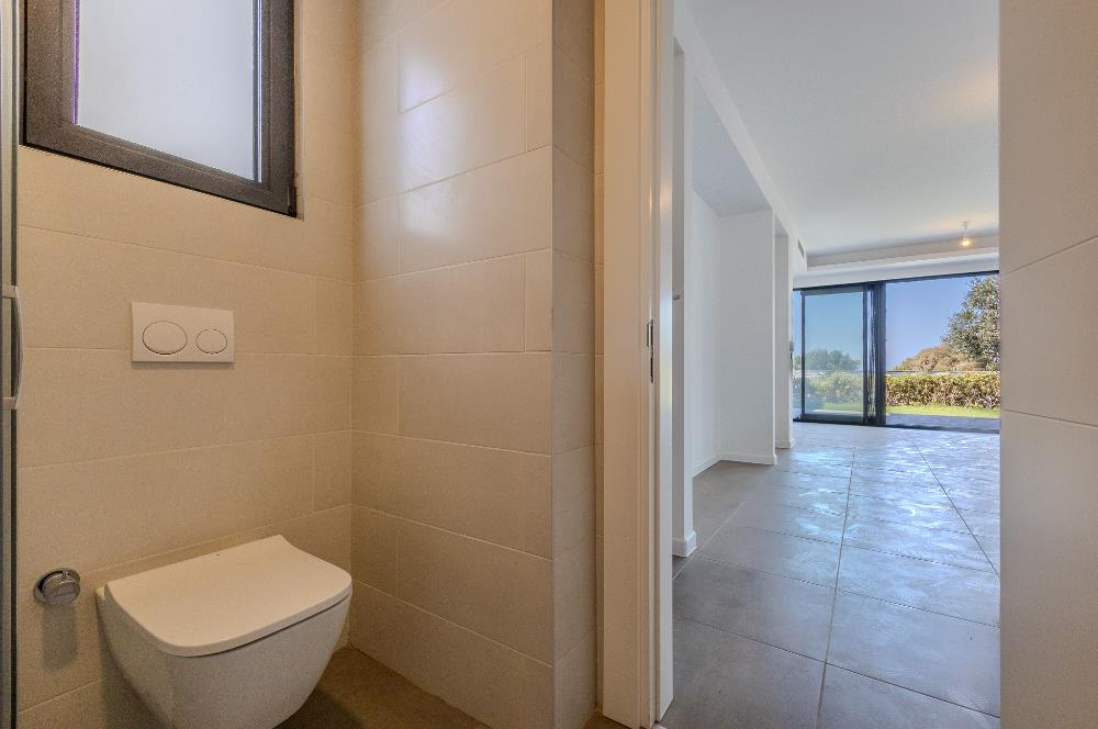 Gümüşlükte Denize 10 Adım Deniz Manzaralı Satılık İkiz Villa