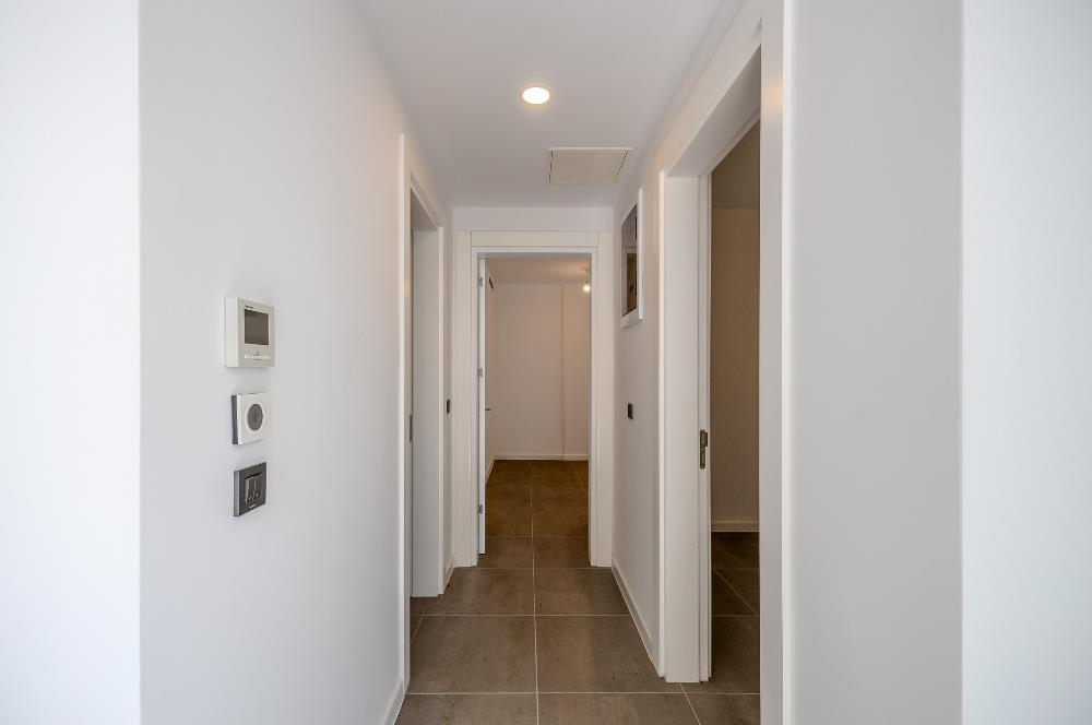 Gümüşlükte Denize 10 Adım Müstakil Havuzlu Satılık Villa