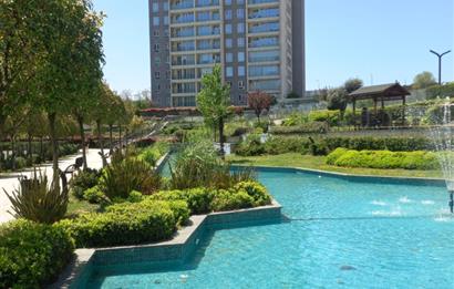 BAHÇEŞEHİR GÖL PANORAMADA MÜKEMMEL HAVUZ CEPHE EŞYALI BOŞ 2+1