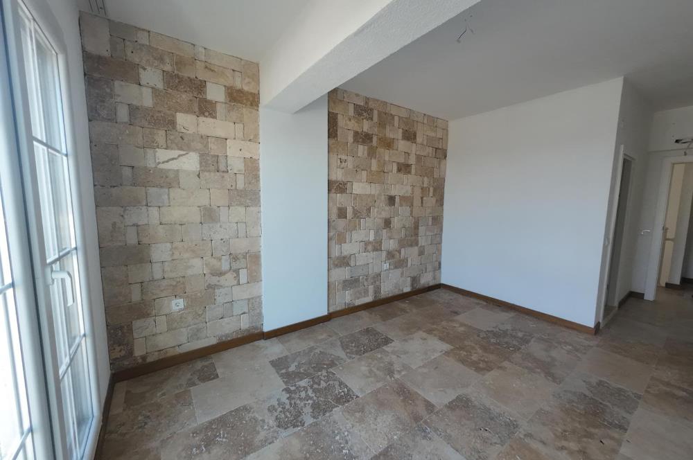 Foçada Hayat Foça Sitesinde Kiralık 3+1 Dubleks Villa