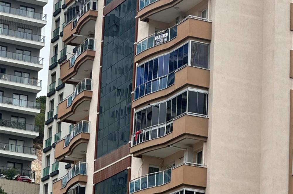  İzmir Bayraklı Barışkent Sitesinde 3+1 Satılık Daire