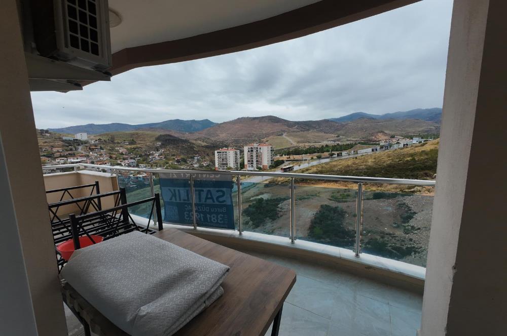  İzmir Bayraklı Barışkent Sitesinde 3+1 Satılık Daire