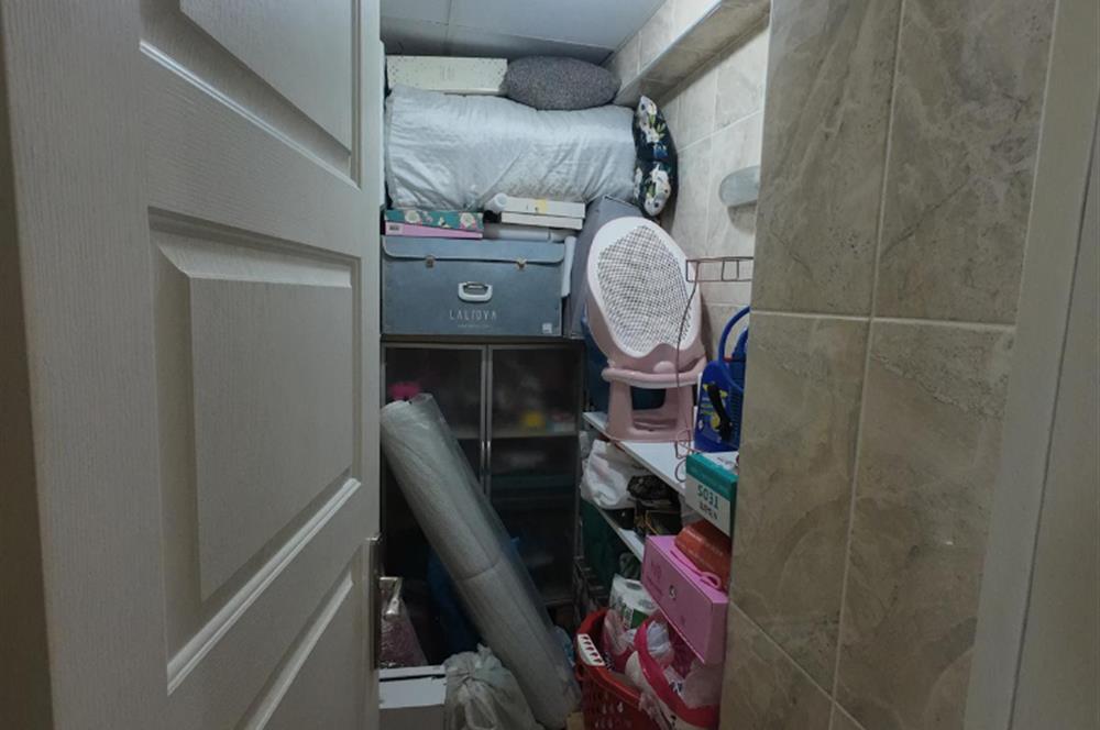  İzmir Bayraklı Barışkent Sitesinde 3+1 Satılık Daire
