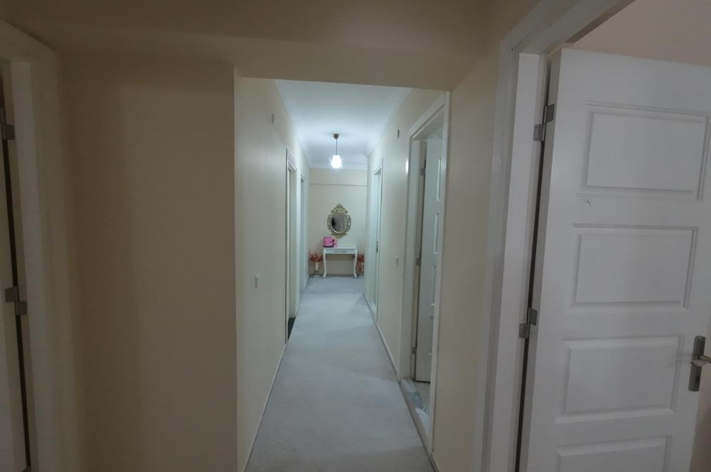  İzmir Bayraklı Barışkent Sitesinde 3+1 Satılık Daire