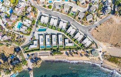 Gümüşlükte Denize 10 Adım Deniz Manzaralı Satılık İkiz Villa