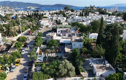 Bodrum Merkezde 15/30 İmarlı Arsa ve Taş Konak