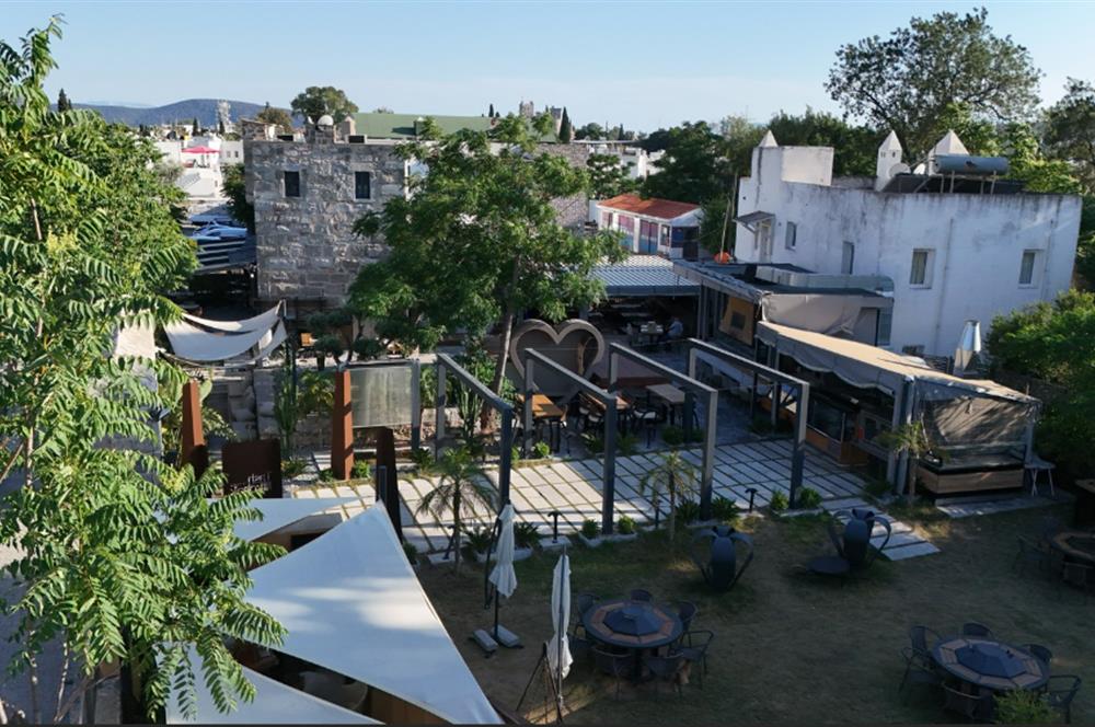 Bodrum Merkezde 15/30 İmarlı Arsa ve Taş Konak