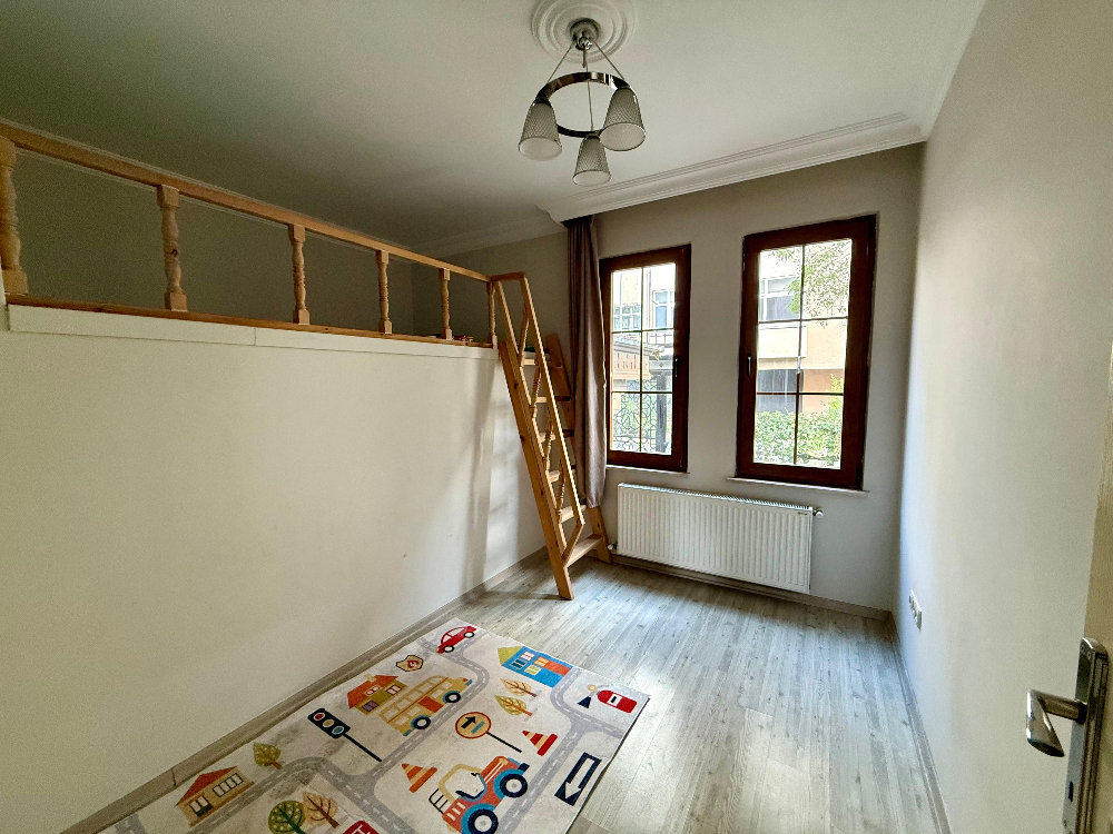 Kağıthane Kiralık Daire Ab-ı Hayat Evlerinde 3+1 Eşyalı Daire